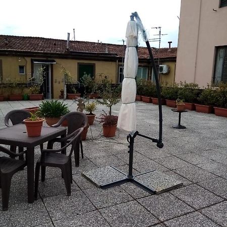 Binario 5 Bed & Breakfast Lucca Dış mekan fotoğraf