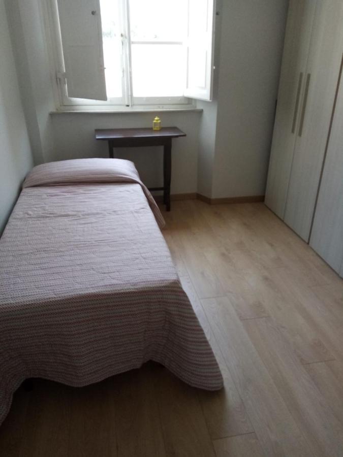 Binario 5 Bed & Breakfast Lucca Dış mekan fotoğraf