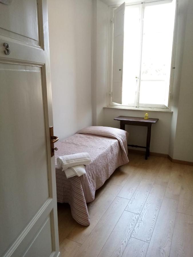 Binario 5 Bed & Breakfast Lucca Dış mekan fotoğraf